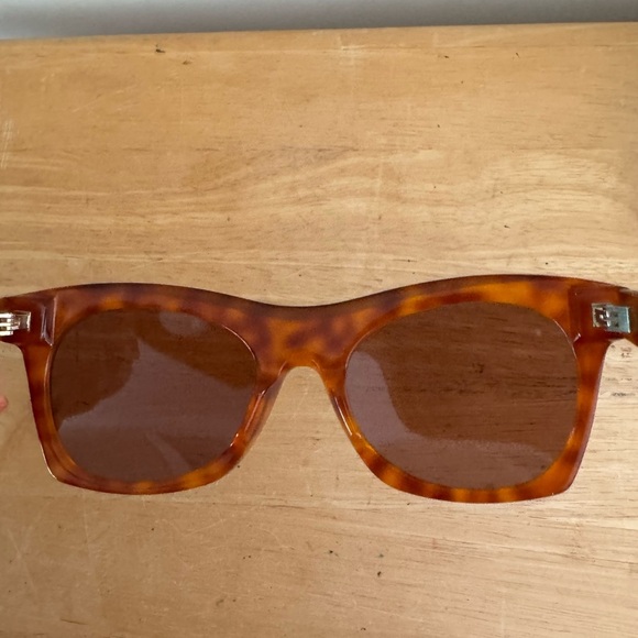 Bottega Veneta Brown Rectangular Sunglasses - Picture 5 of 12